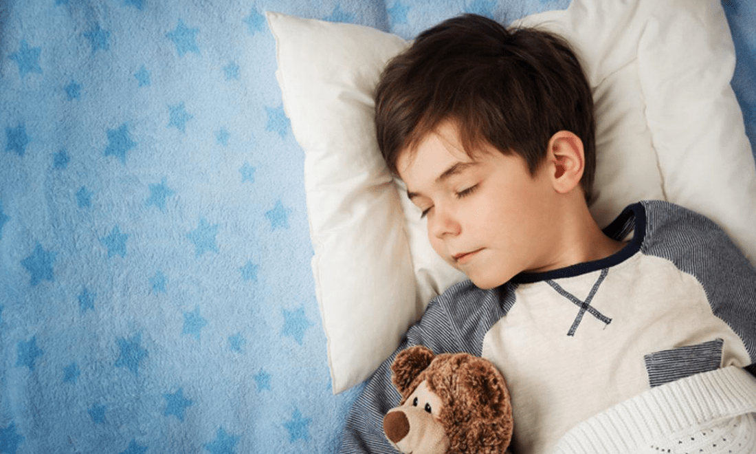 La importancia de que los niños duerman bien